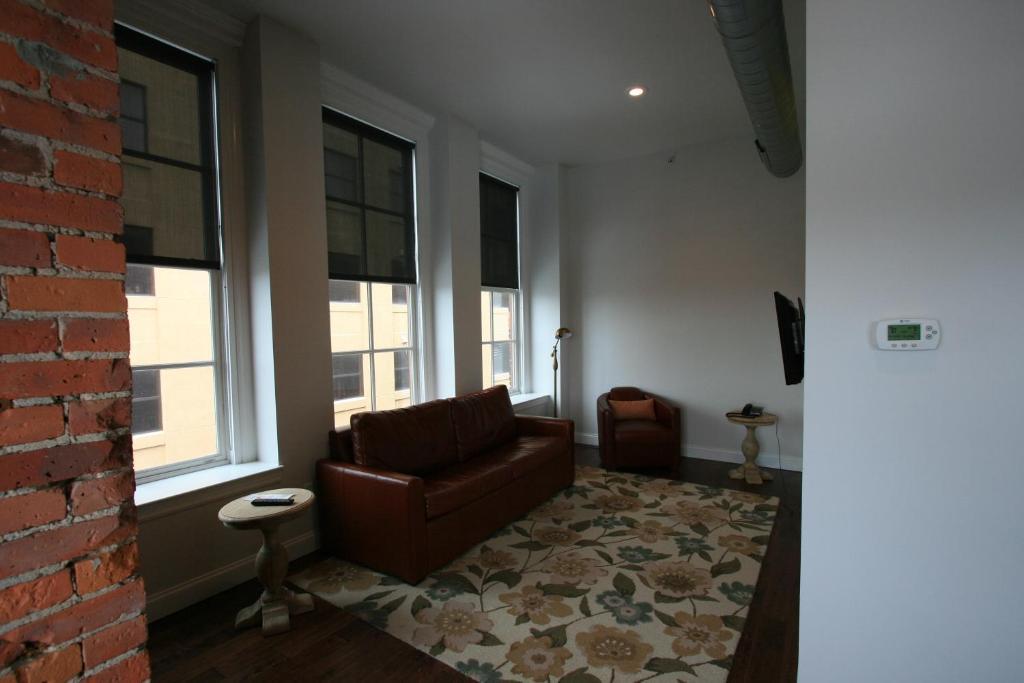 Hotel Lofts On Pearl Trademark Collection By Wyndham 3*